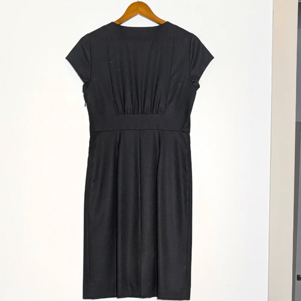 J. Crew Black V-neck Wool Blend‎ Professional Career Cap Sleeve Black 8